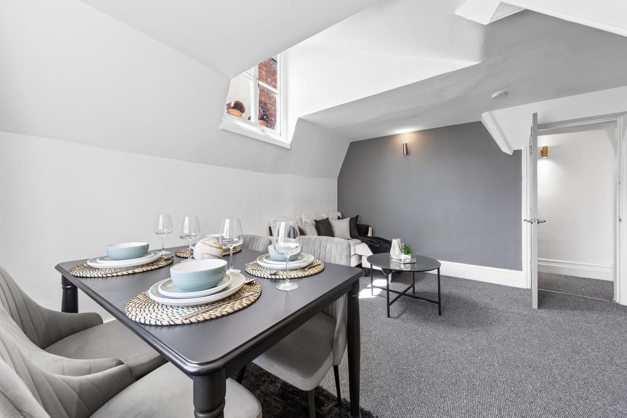 Book Now-save Big - - Brixton -4br-wifi -close To Tube Station- Sleeps10